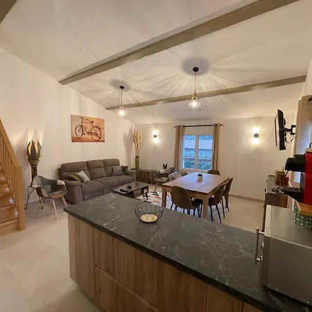Apartment Les Champs Etoiles