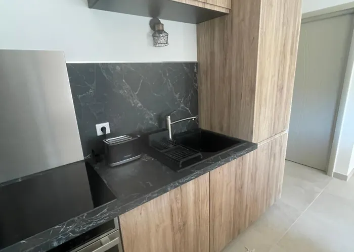 Les Champs Etoiles Apartment *